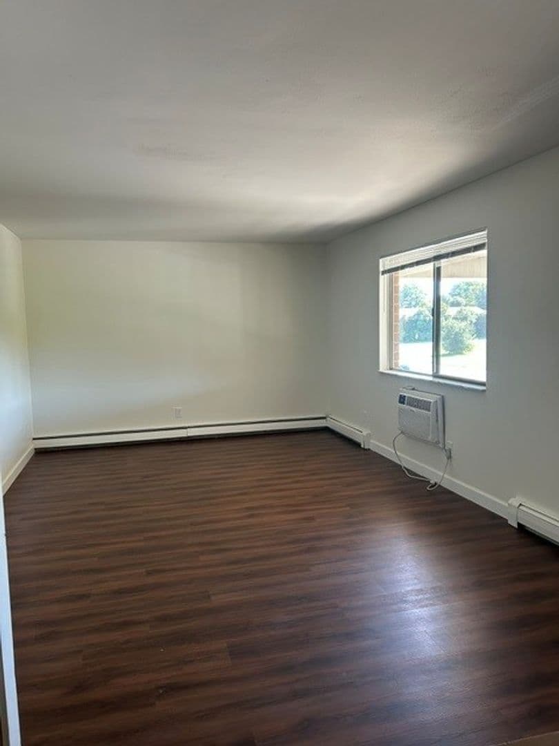 Kenosha Apartment: 4008 89th Street