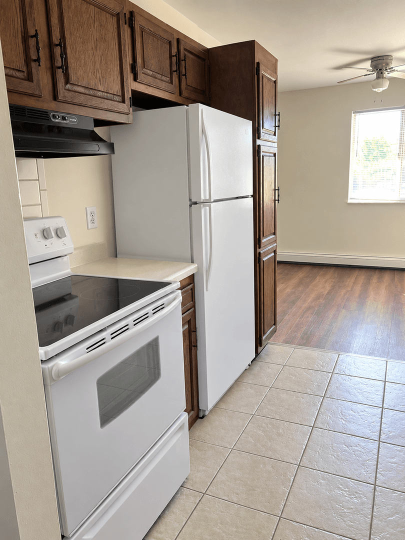 Kenosha Apartment: 4008 89th Street