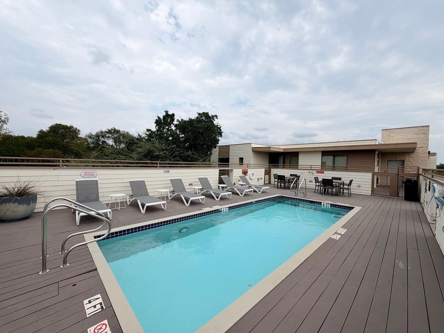 Austin Apartment: 1512 Forest Trail