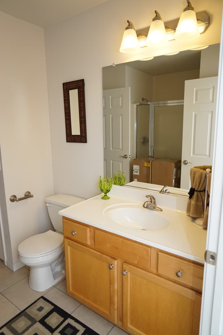 Highland Apartment: 2219 Teakwood Circle
