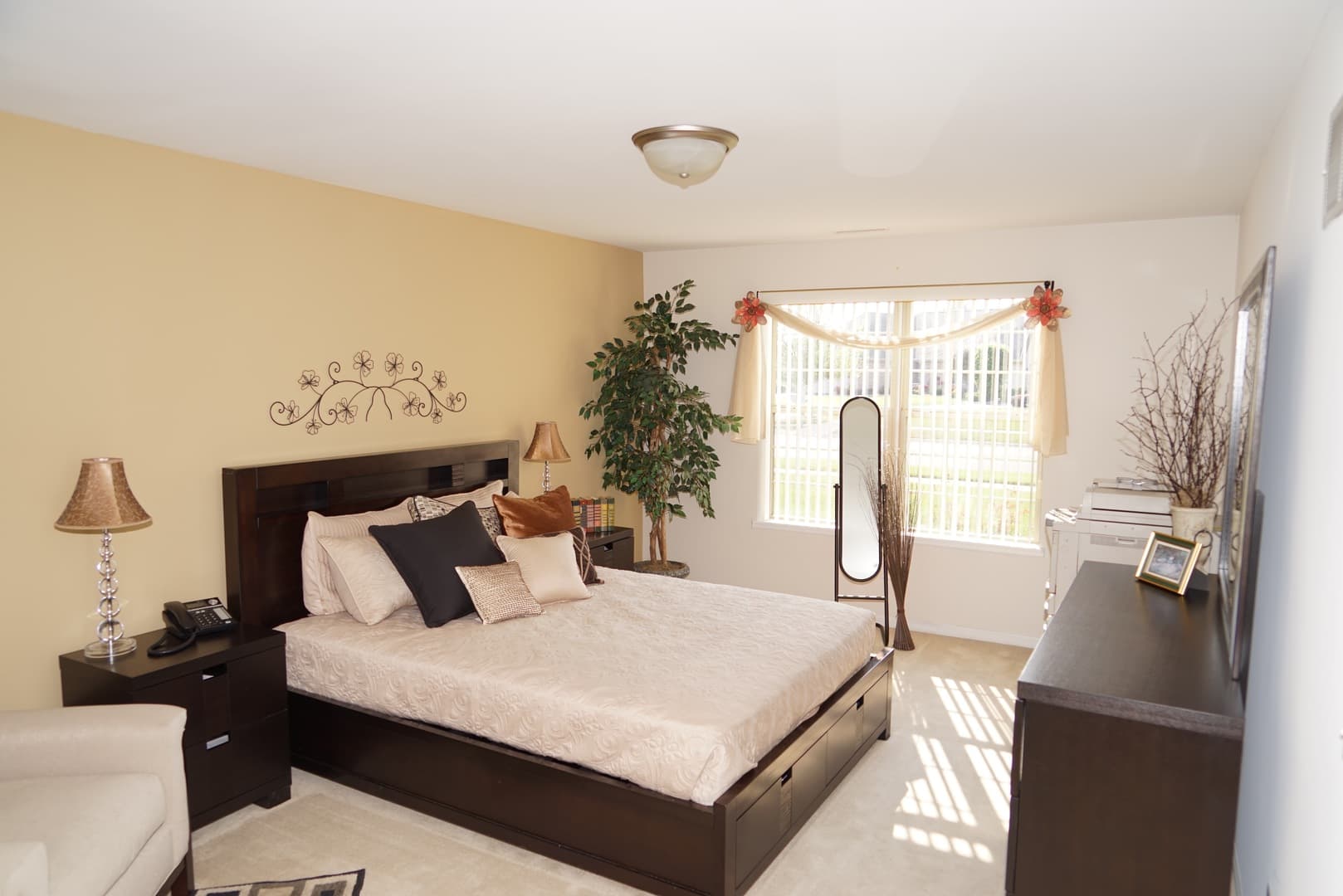 Highland Apartment: 2219 Teakwood Circle