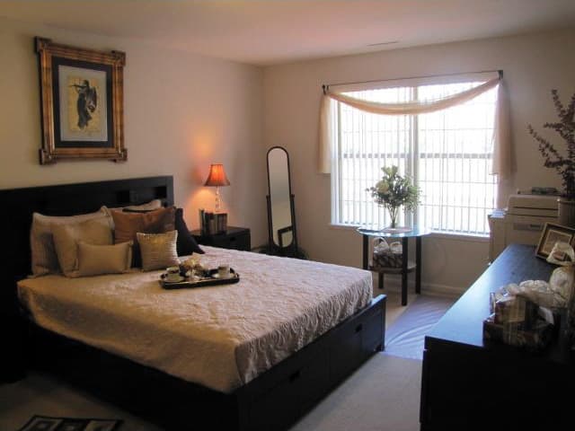 Highland Apartment: 2219 Teakwood Circle