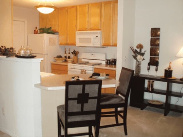 Highland Apartment: 2219 Teakwood Circle