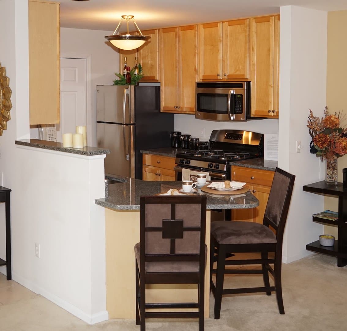 Highland Apartment: Wildwood Properties 2121 45th Street