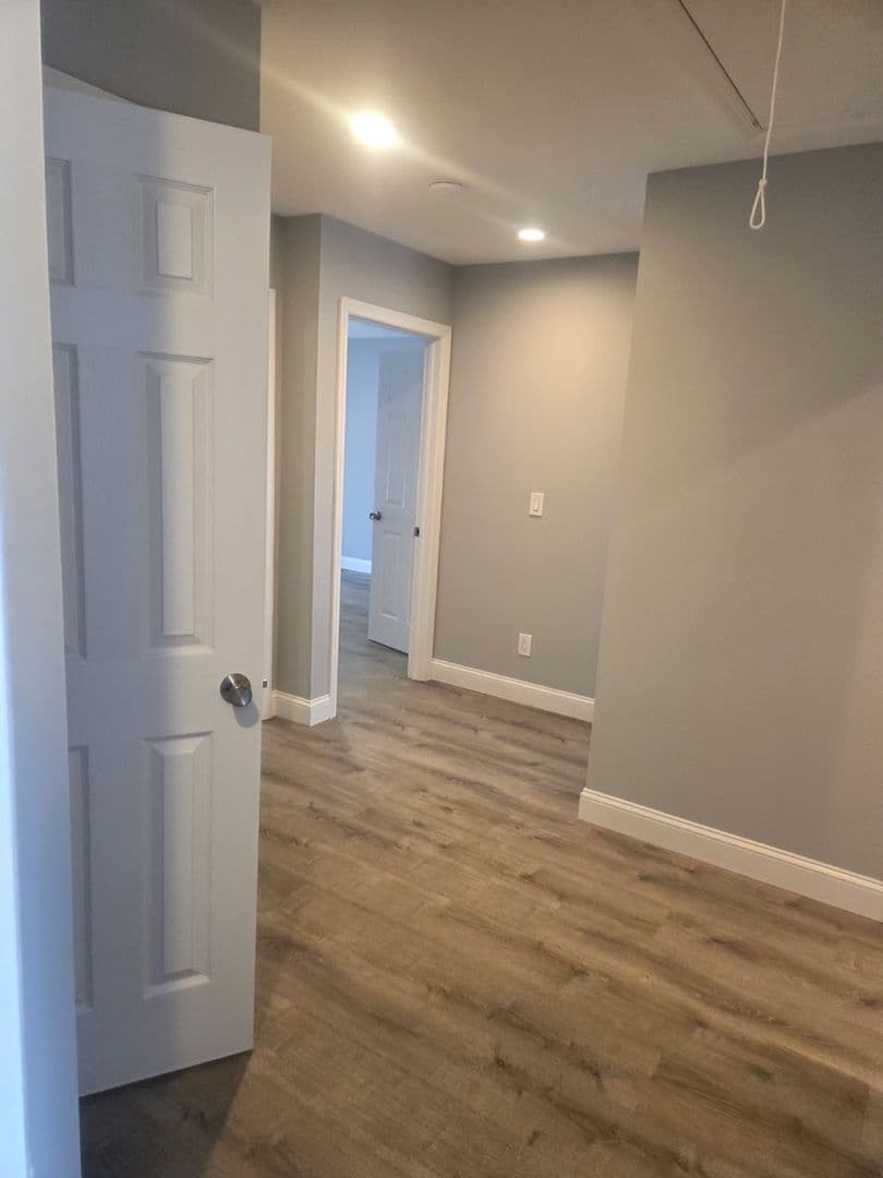 Norwalk Apartment: 87 Lexington Ave