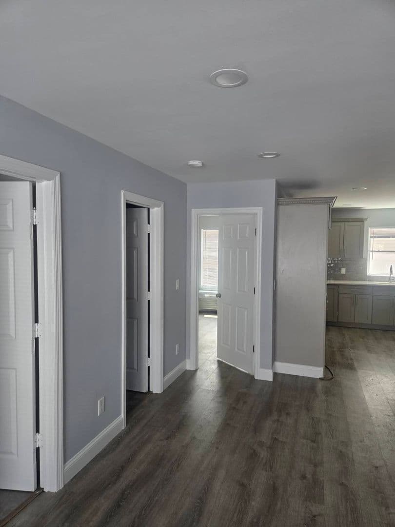 Norwalk Apartment: 87 Lexington Ave