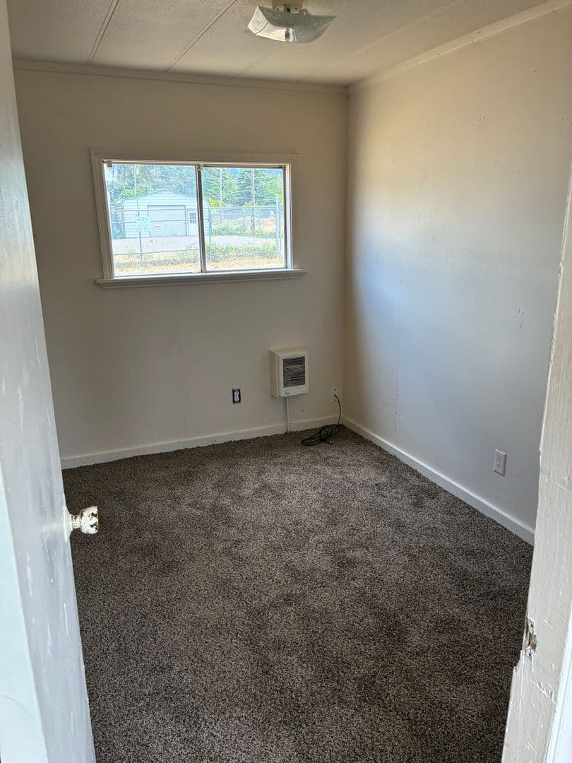 Eugene Apartment: 1400 Mississippi Ave.