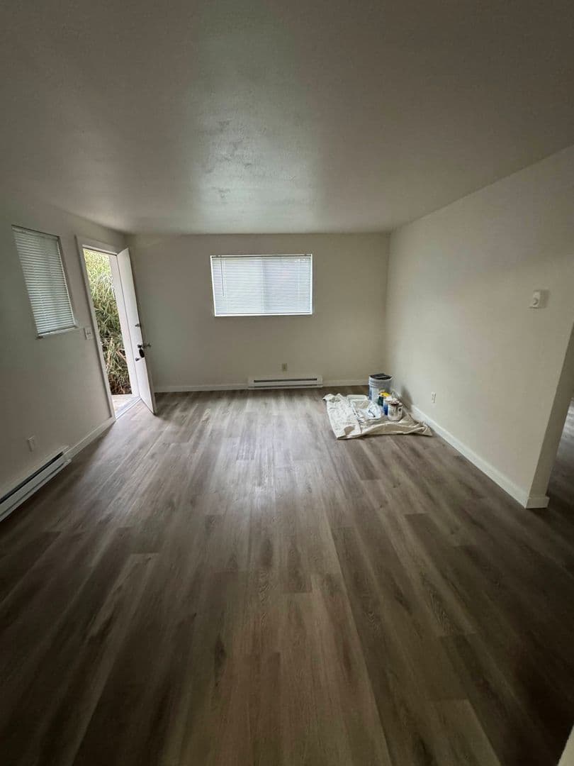 Eugene Apartment: 1548-1556 Mill Street