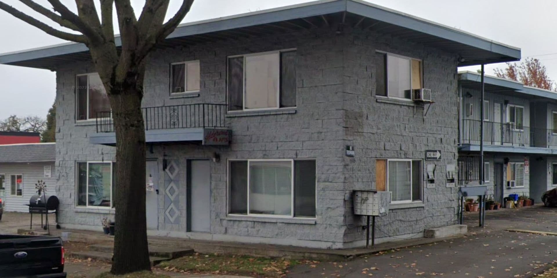 Eugene Apartment: 1445 W 6th Ave