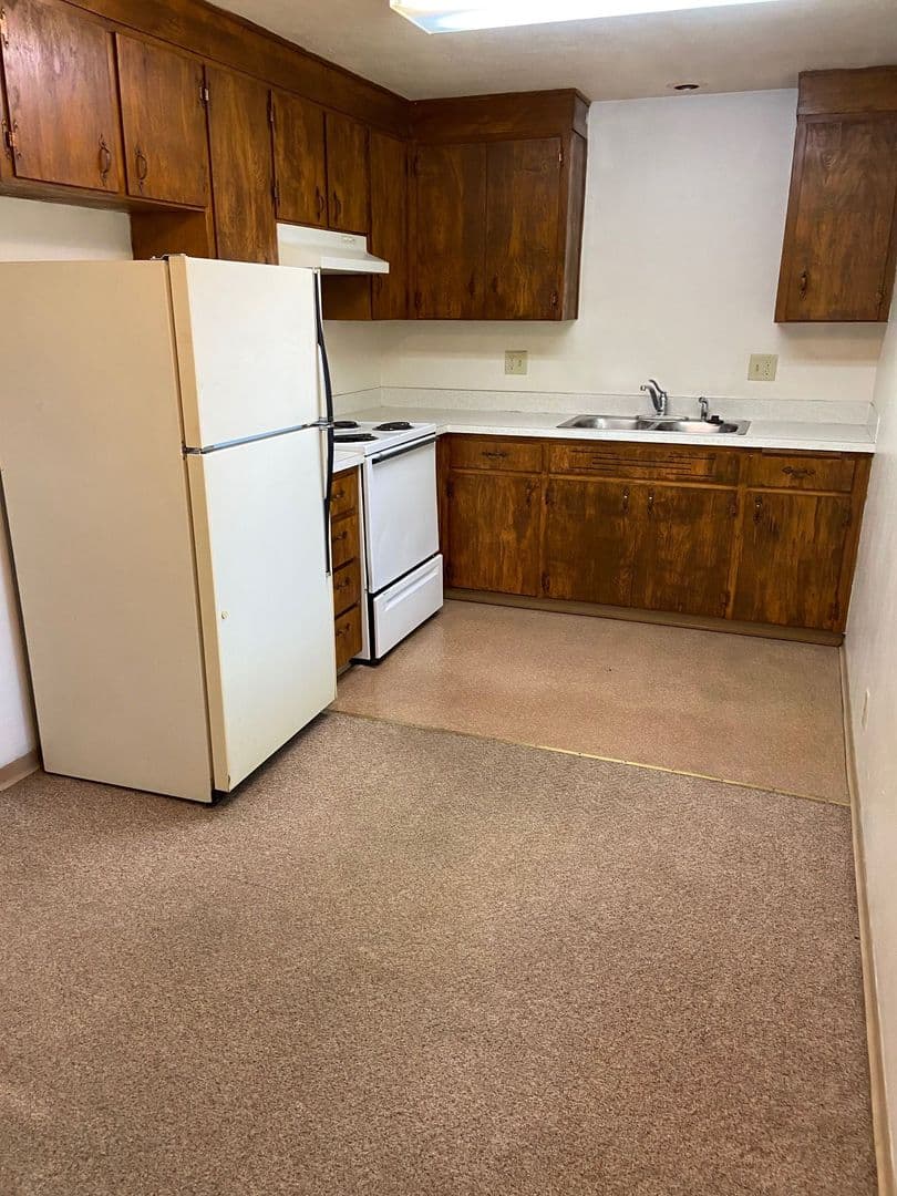 Springfield Apartment: 711/733 Mill Street