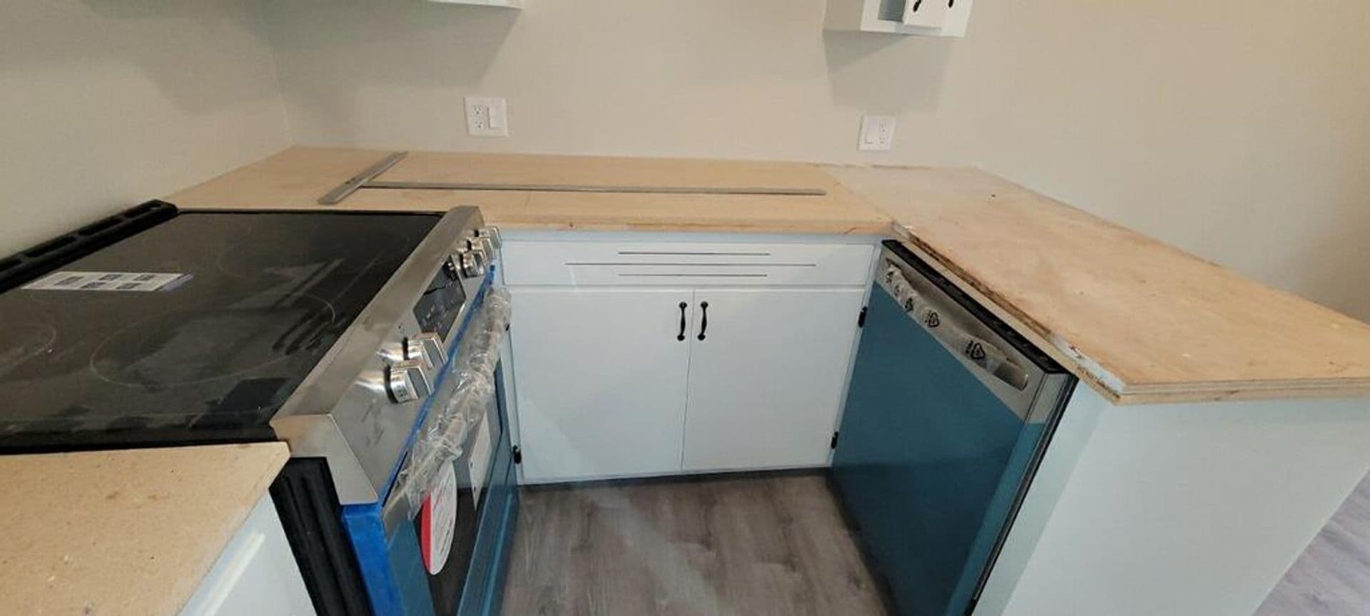 Eugene Apartment: 1350 Lawrence St