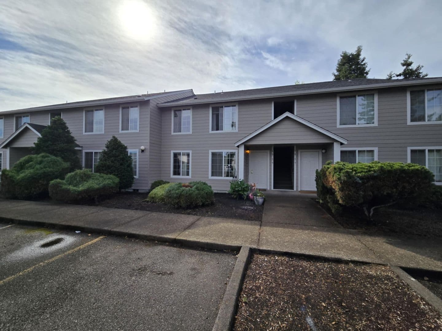 Junction City Apartment: 590 Hatton Lane