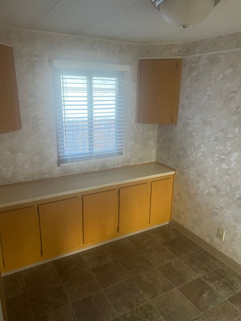 Springfield House: 581 S 53rd St