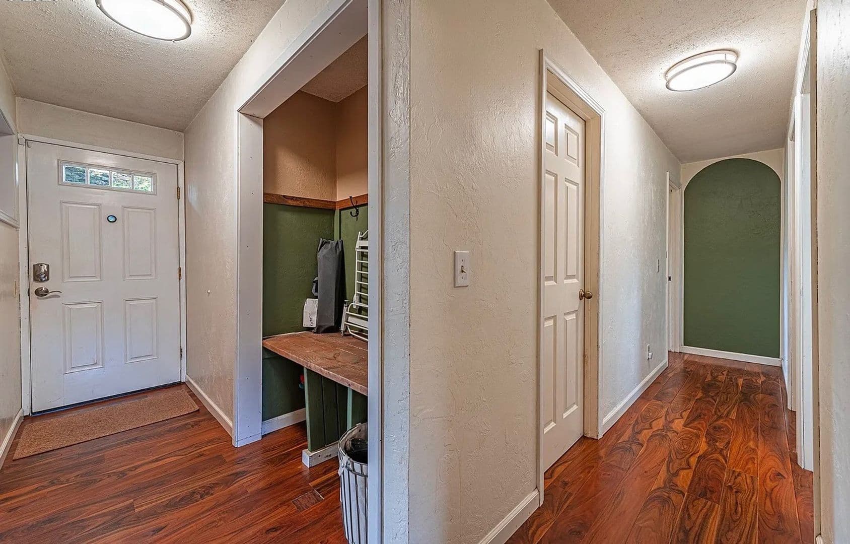 Eugene House: 1635 S Bertelsen Rd