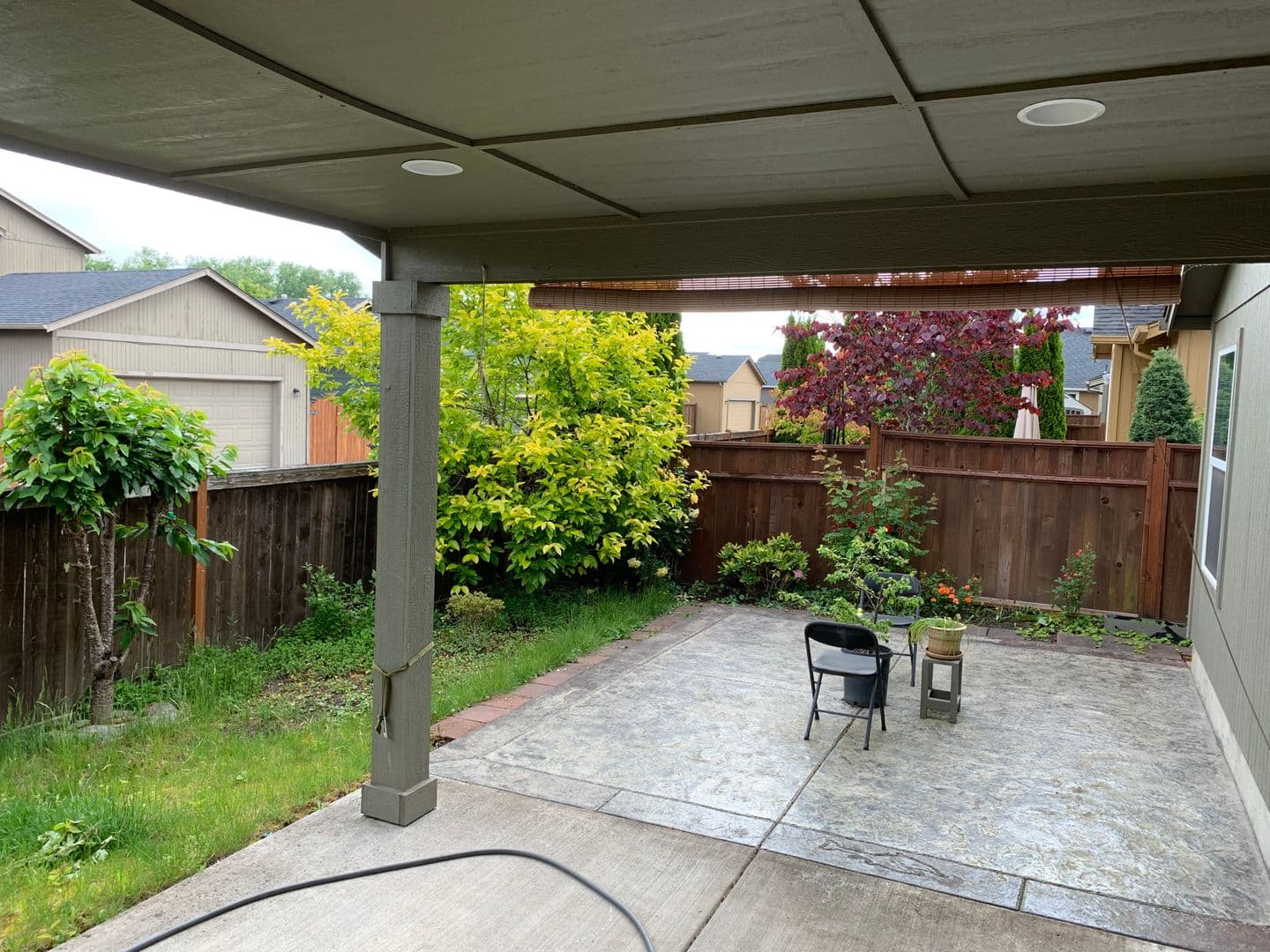 Eugene House: 1945 Adelman Loop