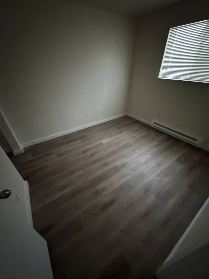 Eugene Apartment: 1548-1556 Mill Street