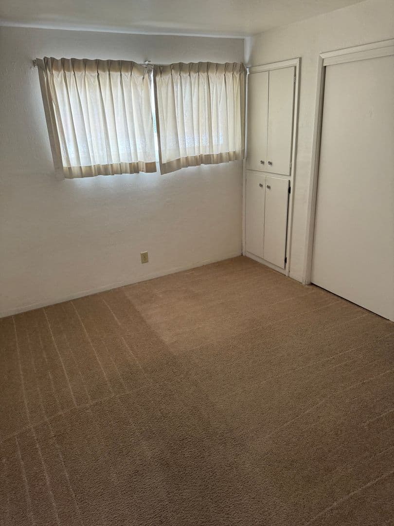 Eugene Apartment: 1445 W 6th Ave