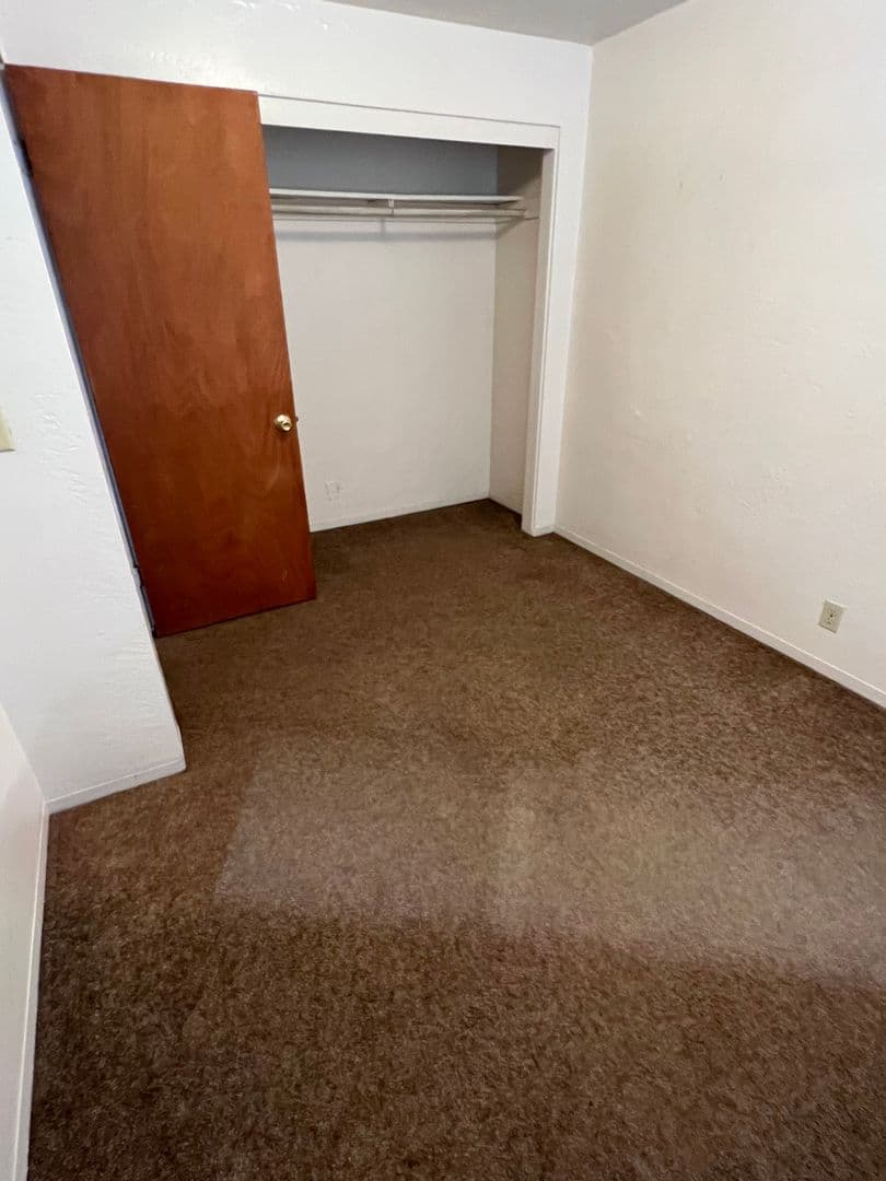 Springfield Apartment: 5312 Main St.