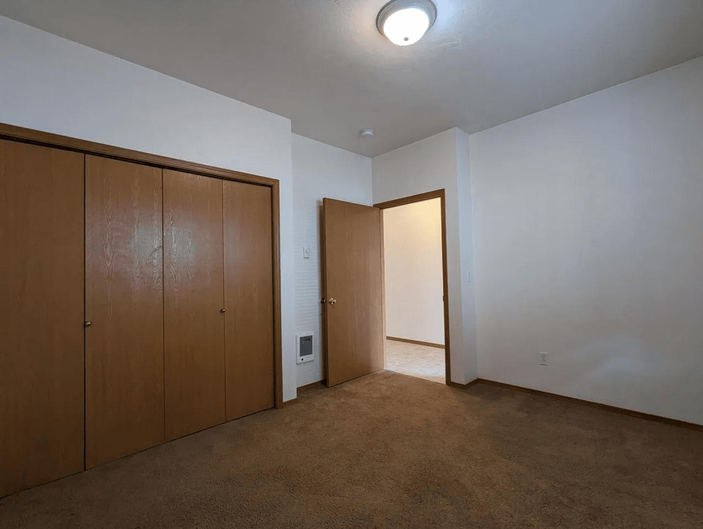 Eugene Apartment: 2360-2366 Willamette St.