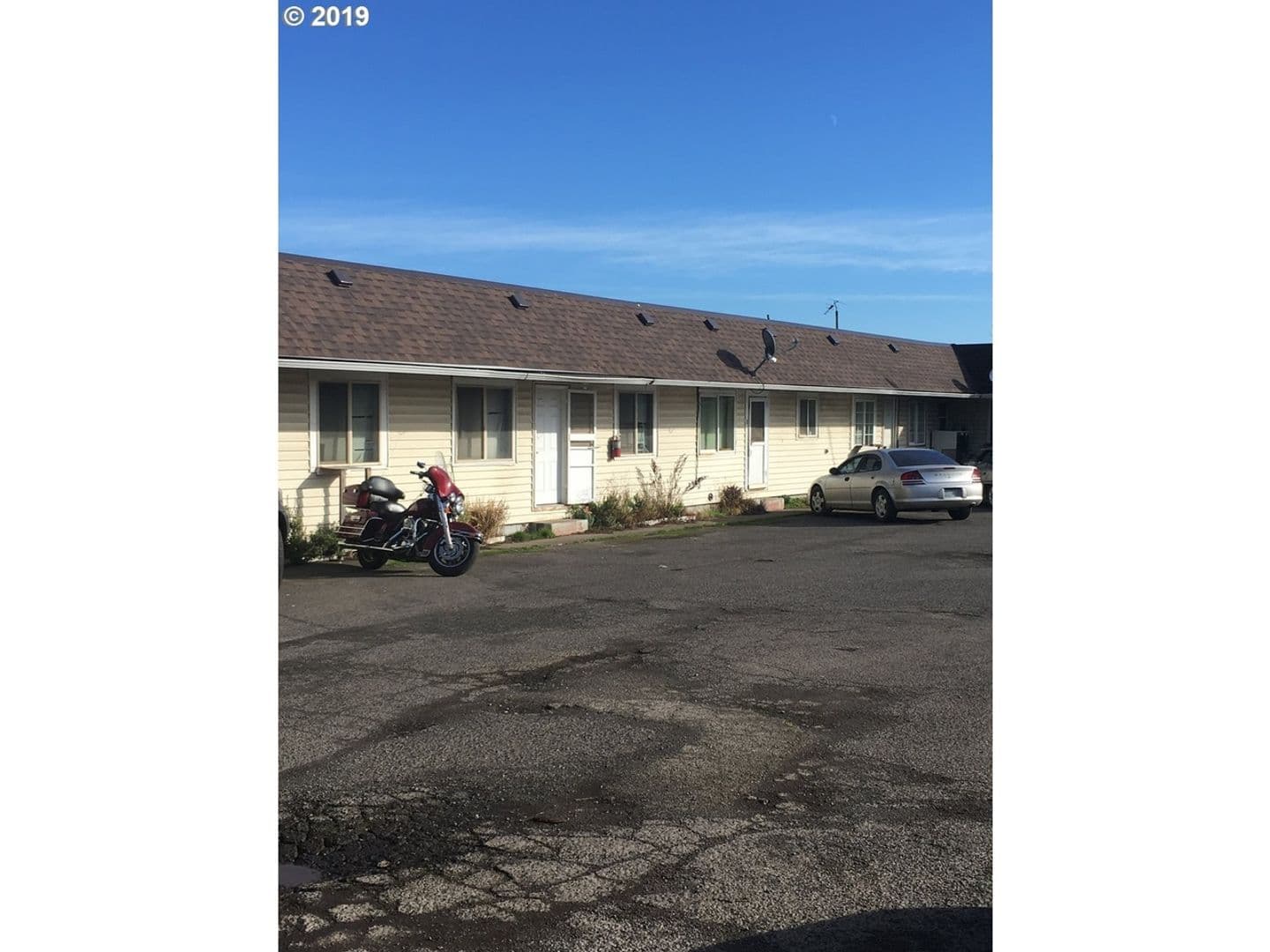 Harrisburg Apartment: 23475 Hwy 99 E