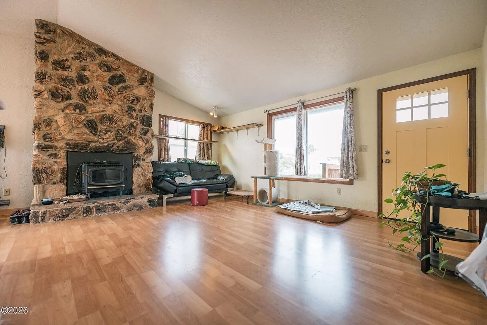 Waldport House: 2813 Bayshore Loop