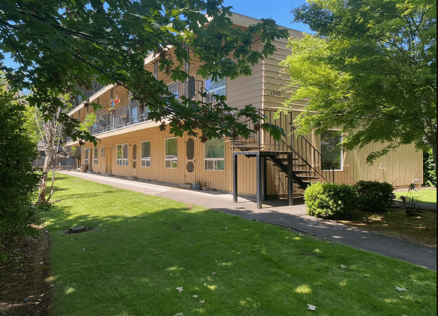 Eugene Apartment: 1350 Lawrence St