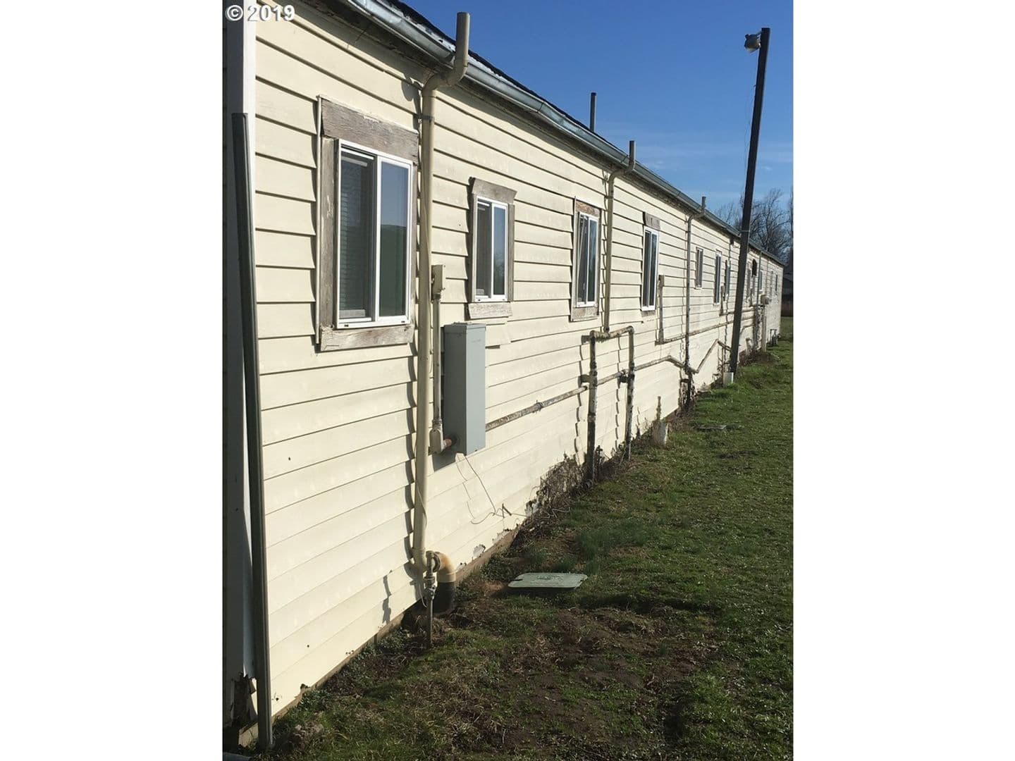 Harrisburg Apartment: 23475 Hwy 99 E
