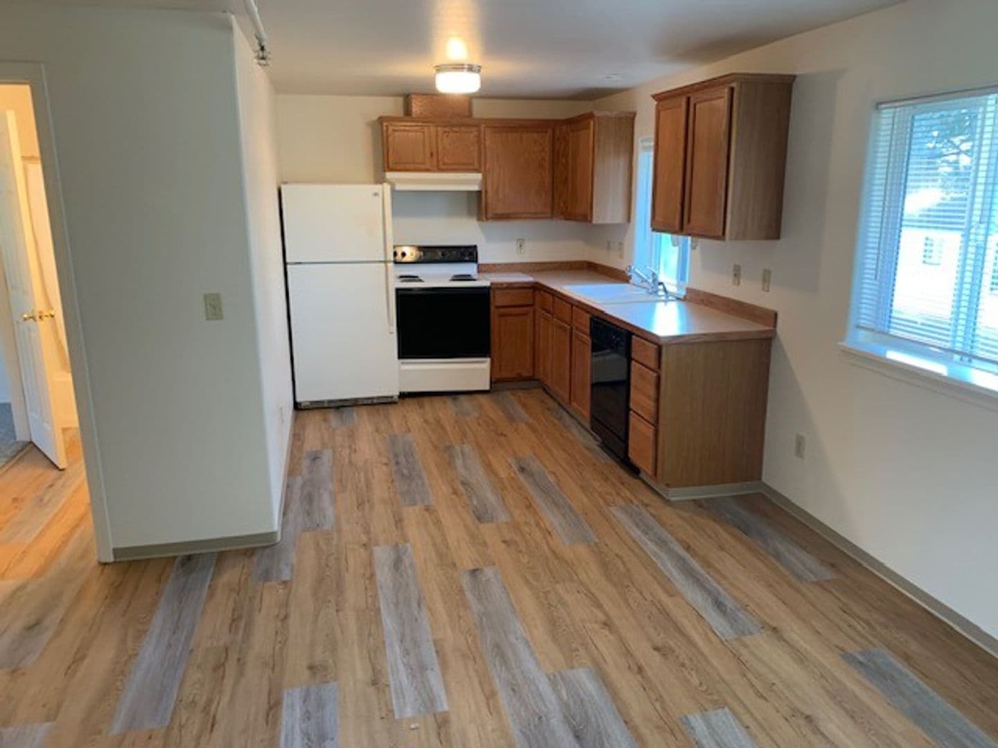 Junction City Apartment: 275-295 Greenwood Street