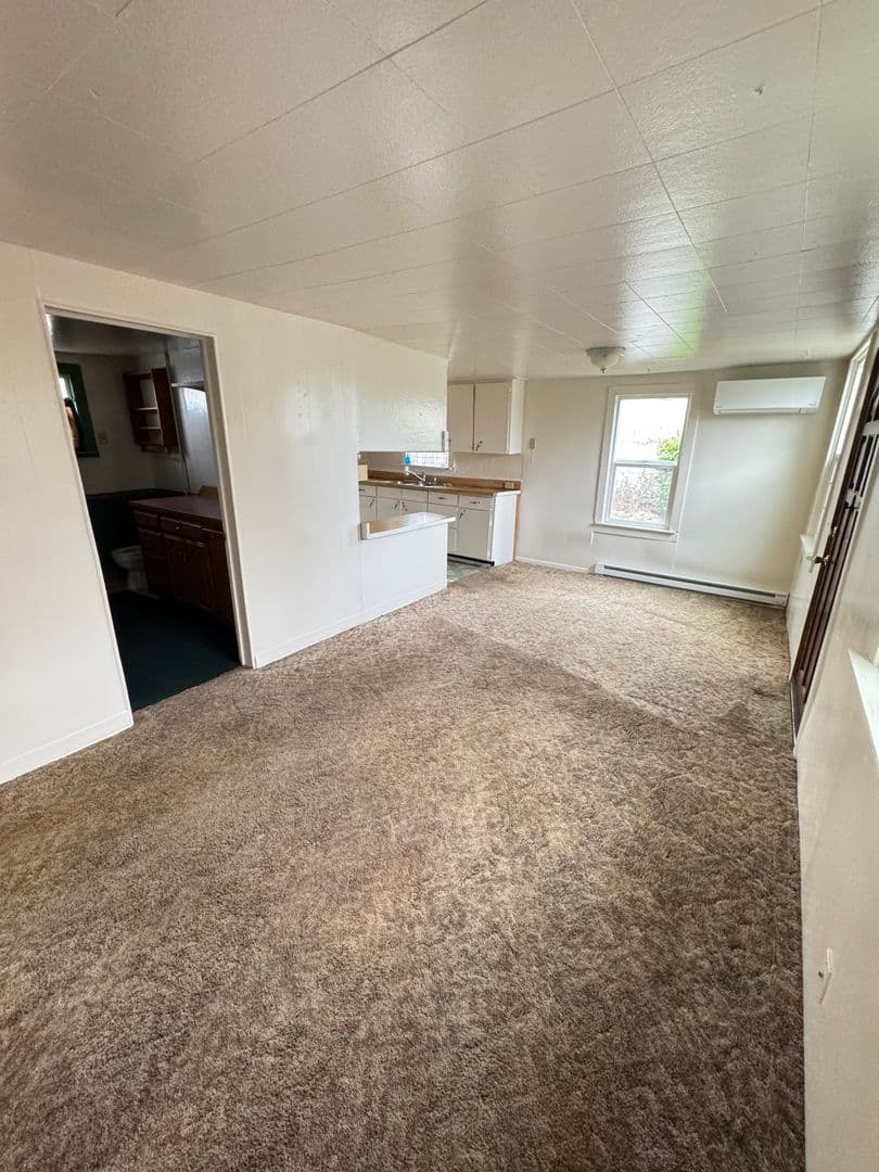 Springfield House: 2560 D Street