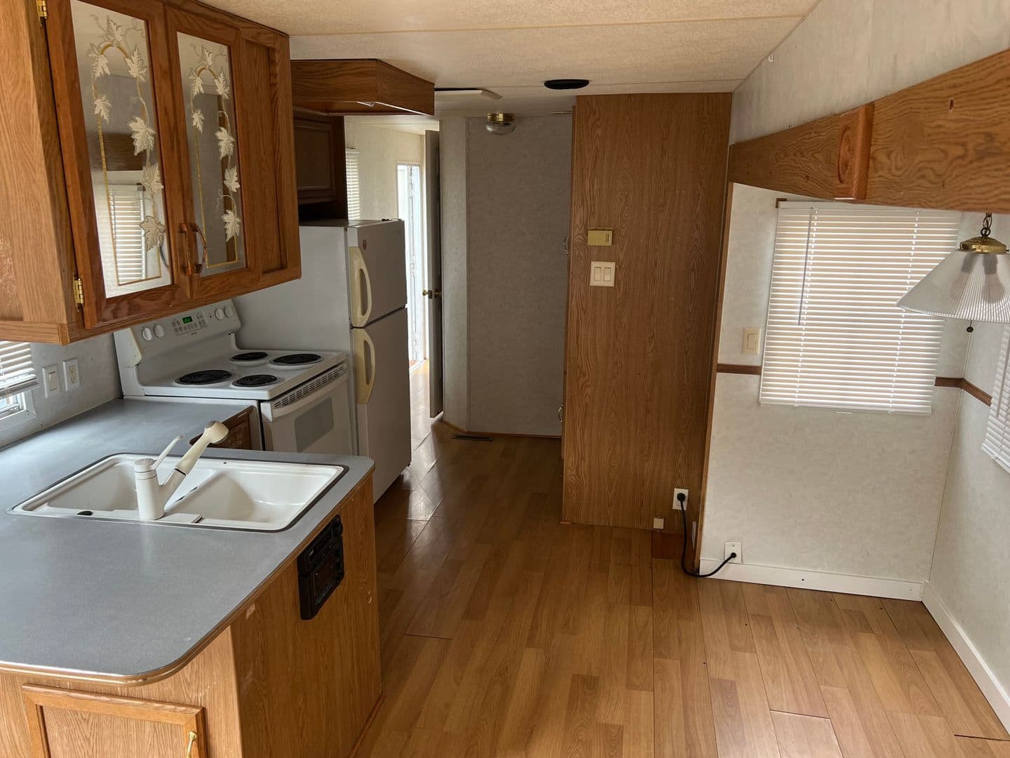 Eugene Apartment: 1403 W 6th Ave
