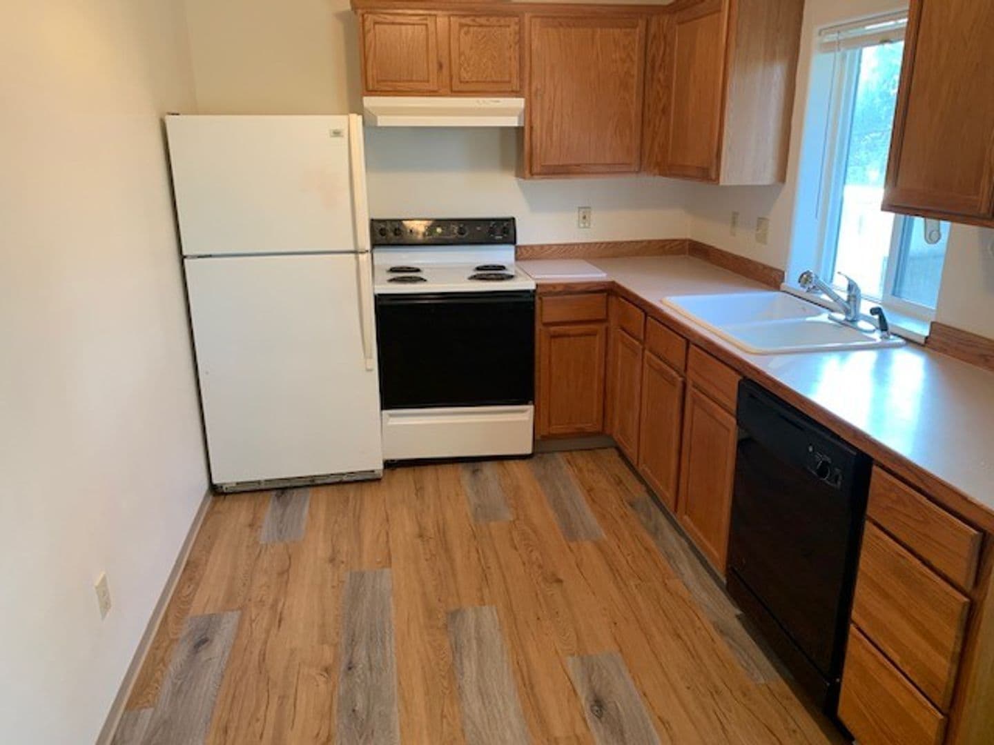Junction City Apartment: 275-295 Greenwood Street