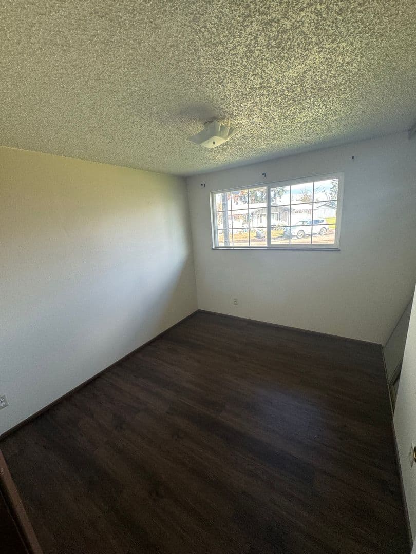 Springfield House: 5040 E Street #19