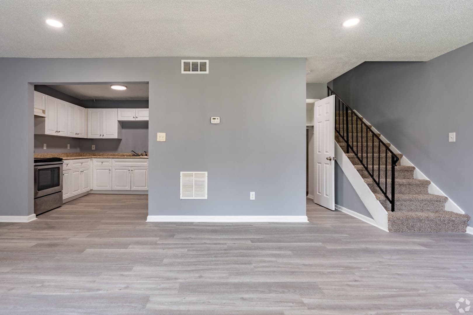 Atlanta Apartment: 294 Brownlee Road SW