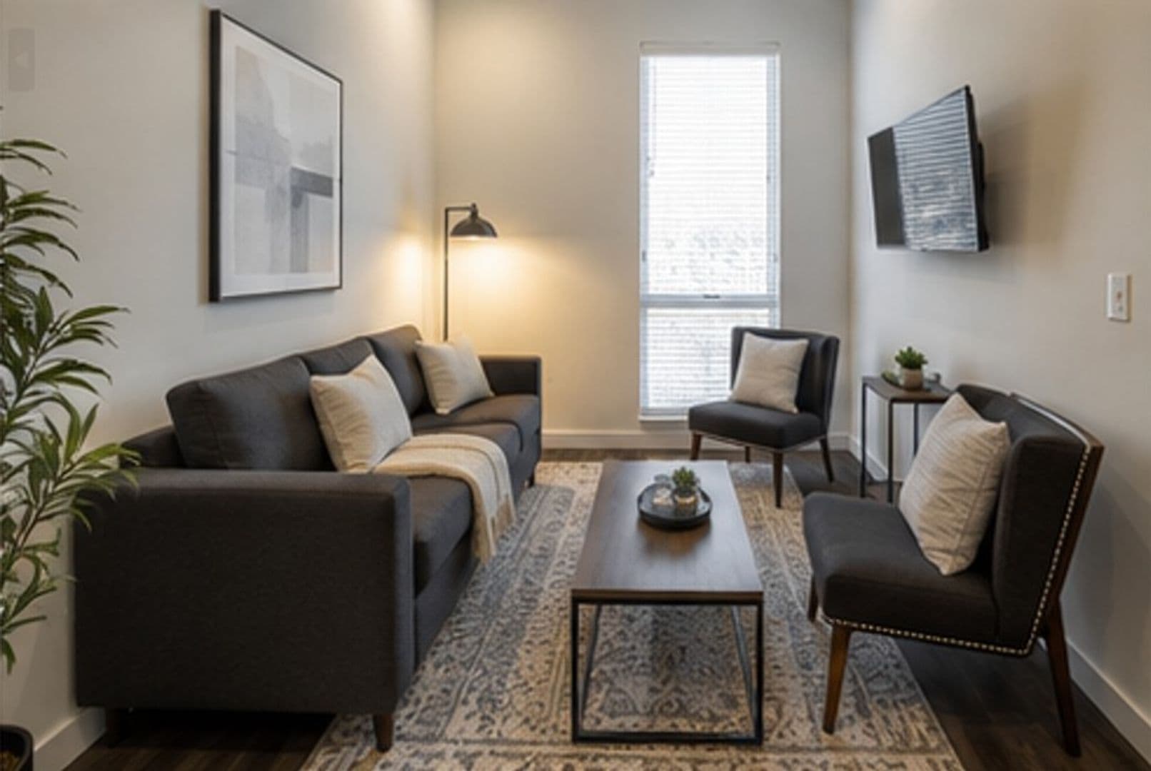 Clarksville Apartment: 608 Main Street