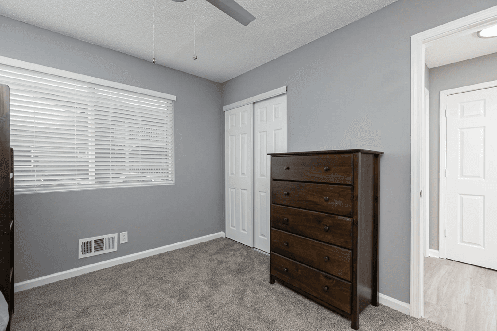 Atlanta Apartment: 2001 Sylvan Road SW