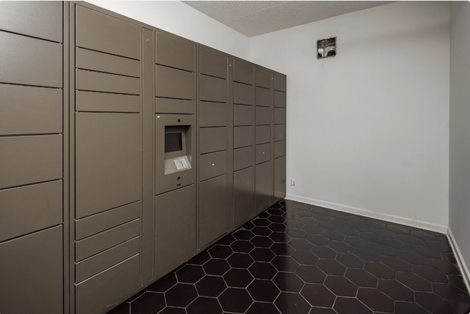 Clarksville Apartment: 803 N 2nd Street
