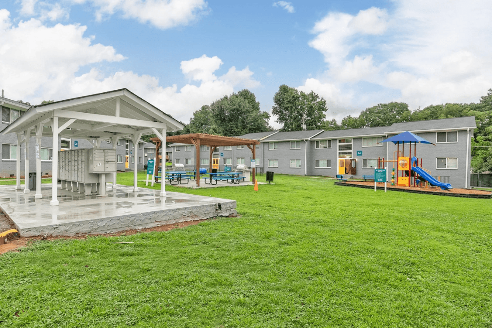 Atlanta Apartment: 2001 Sylvan Road SW
