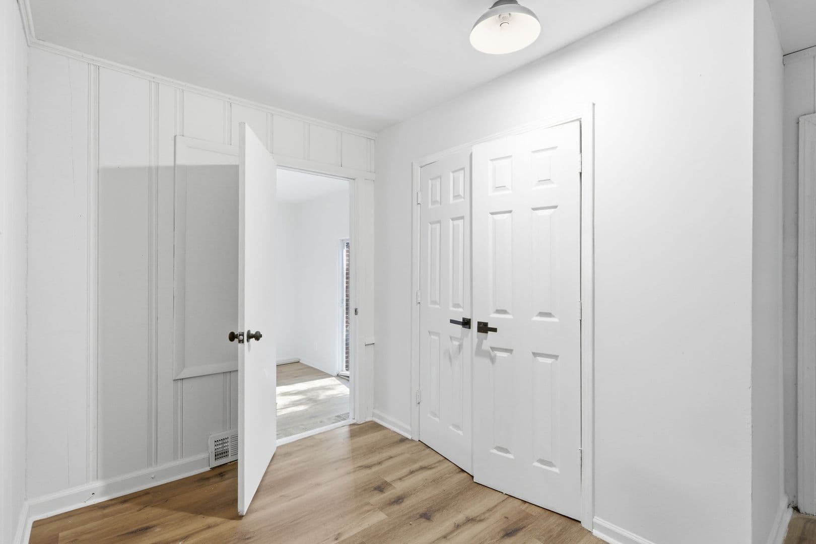 Decatur House: 2801 Mitchell Drive