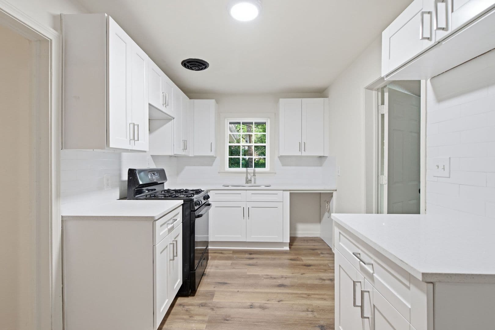 Decatur House: 2801 Mitchell Drive
