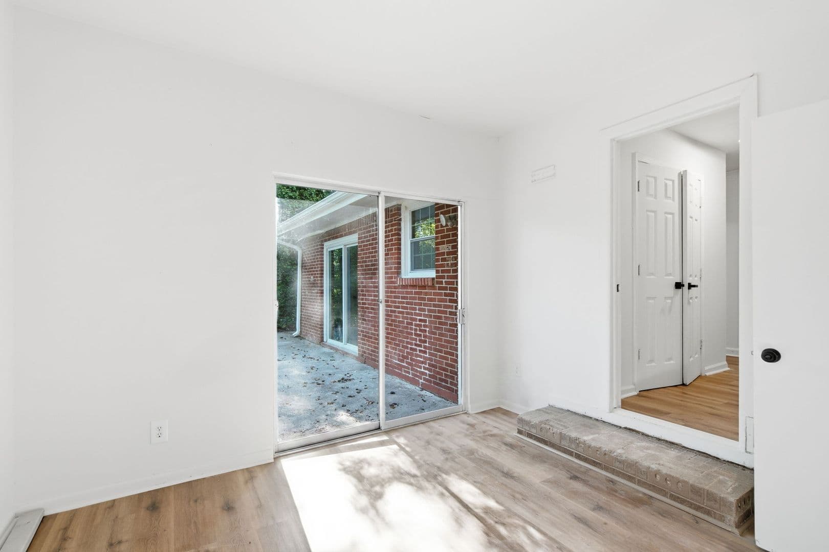 Decatur House: 2801 Mitchell Drive