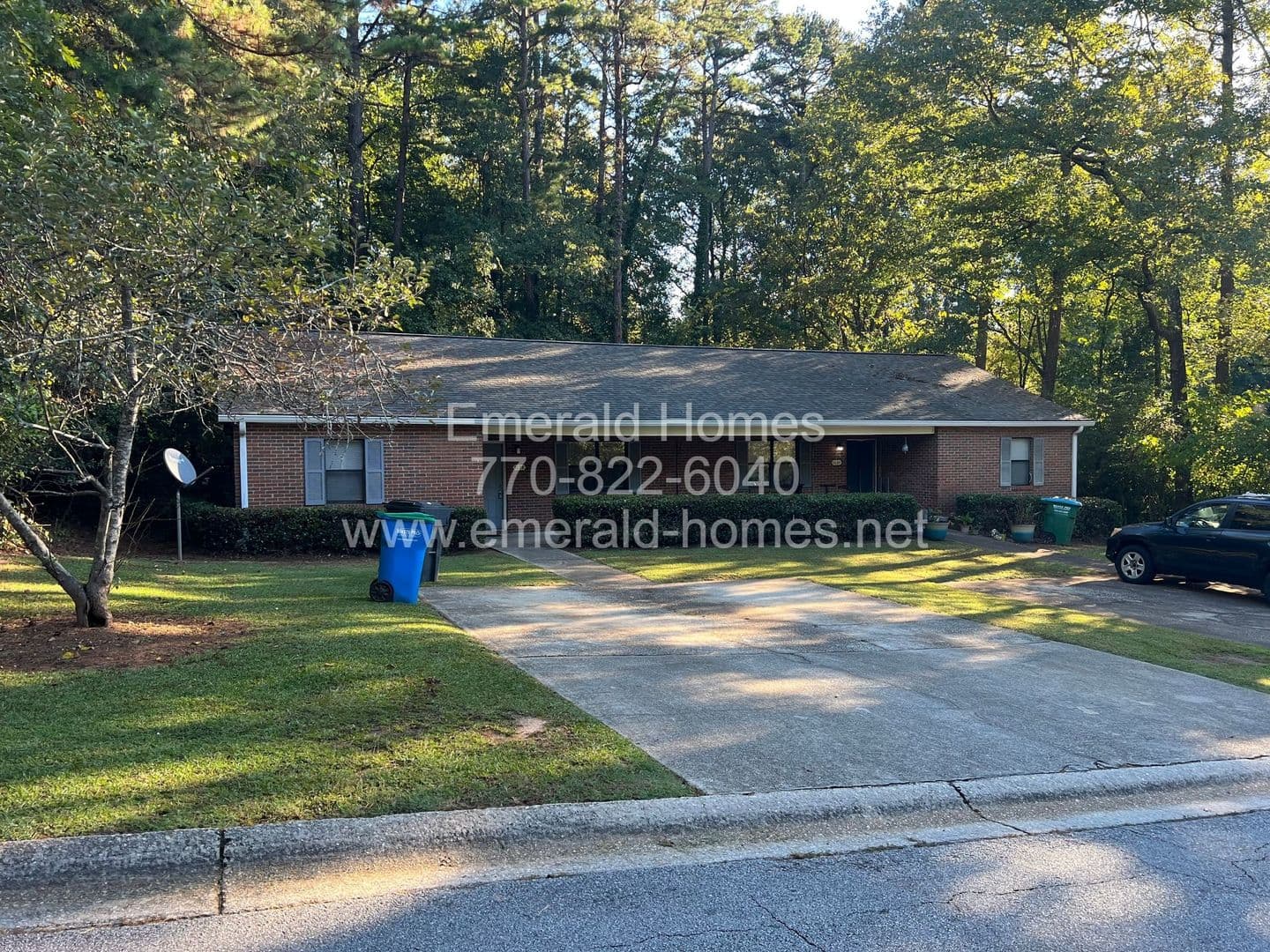 Snellville Apartment: 3125-3127 Sarah Lou Drive