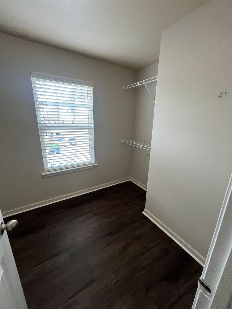 Lawrenceville House: 373 Lobdale Falls Drive