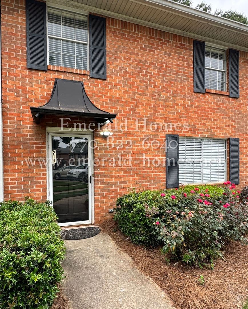 Lawrenceville Townhome: 217 Northdale Place