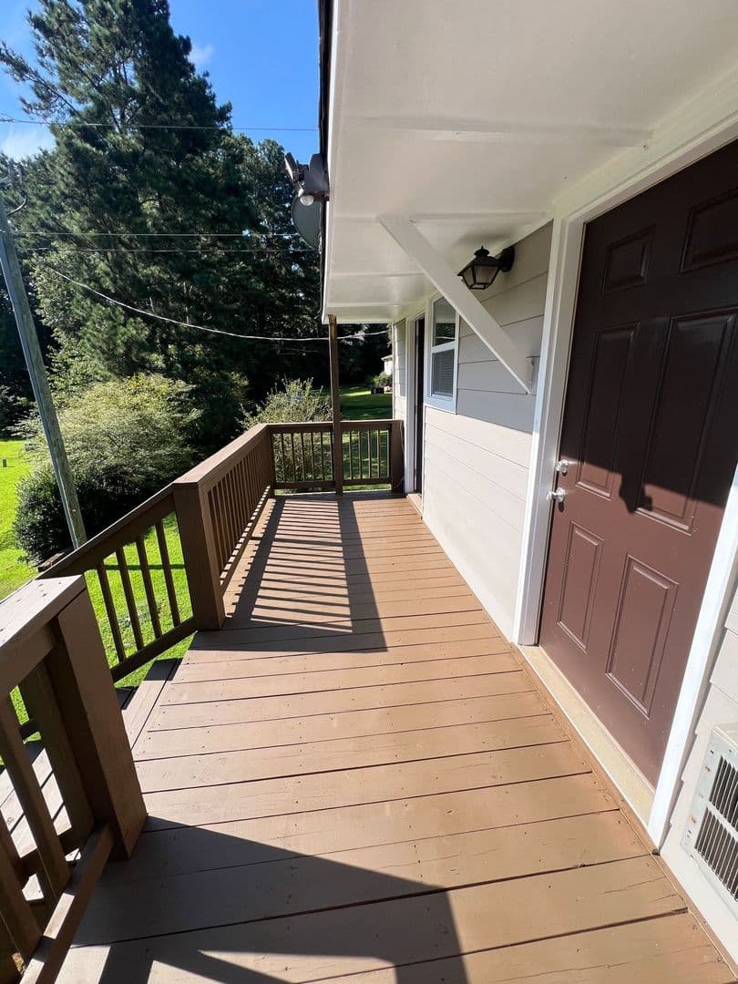 Sugar Hill Apartment: 4698 Cook Drive