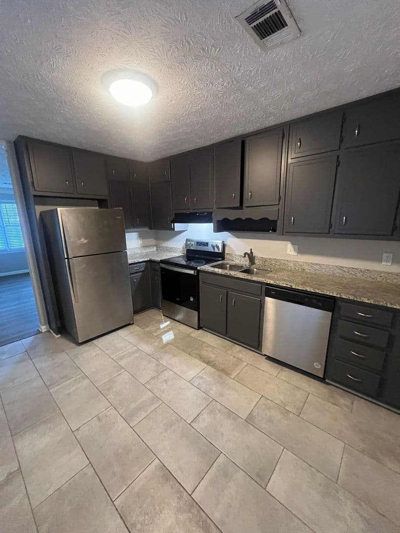 Lawrenceville Apartment: 457-459 Southern Way