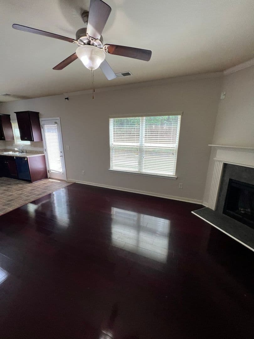 Lawrenceville House: 373 Lobdale Falls Drive
