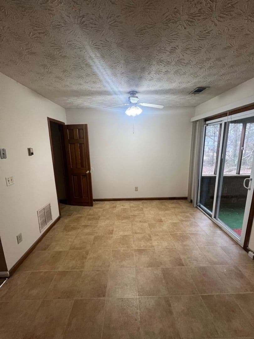 Lawrenceville Apartment: 282-284 Scarlet Way