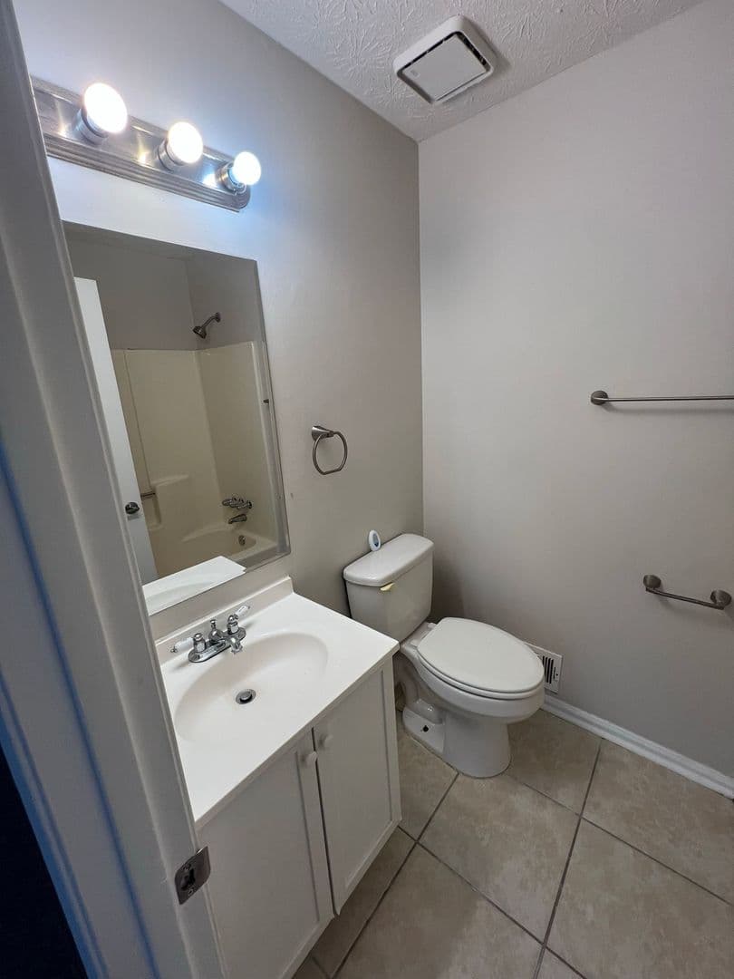 Lawrenceville Apartment: 838-840 Stillwater Lane