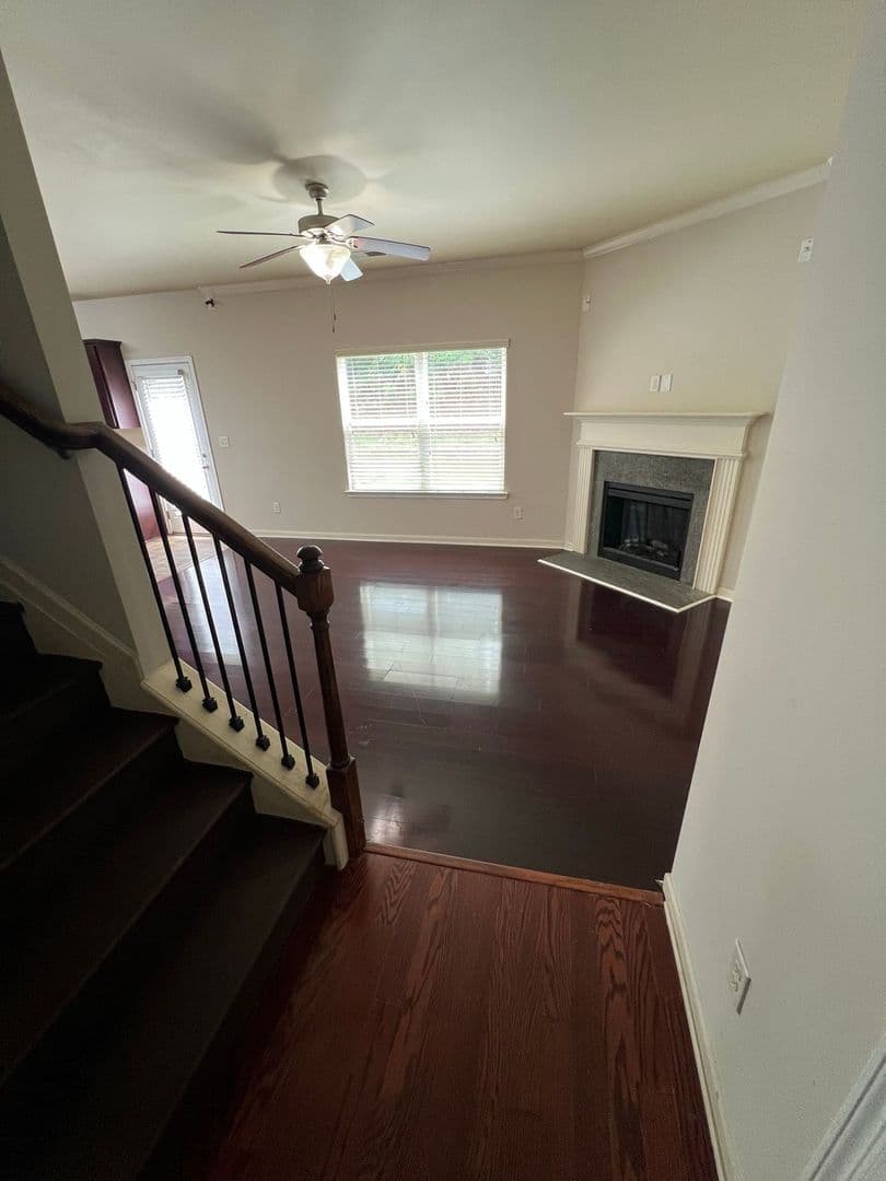 Lawrenceville House: 373 Lobdale Falls Drive