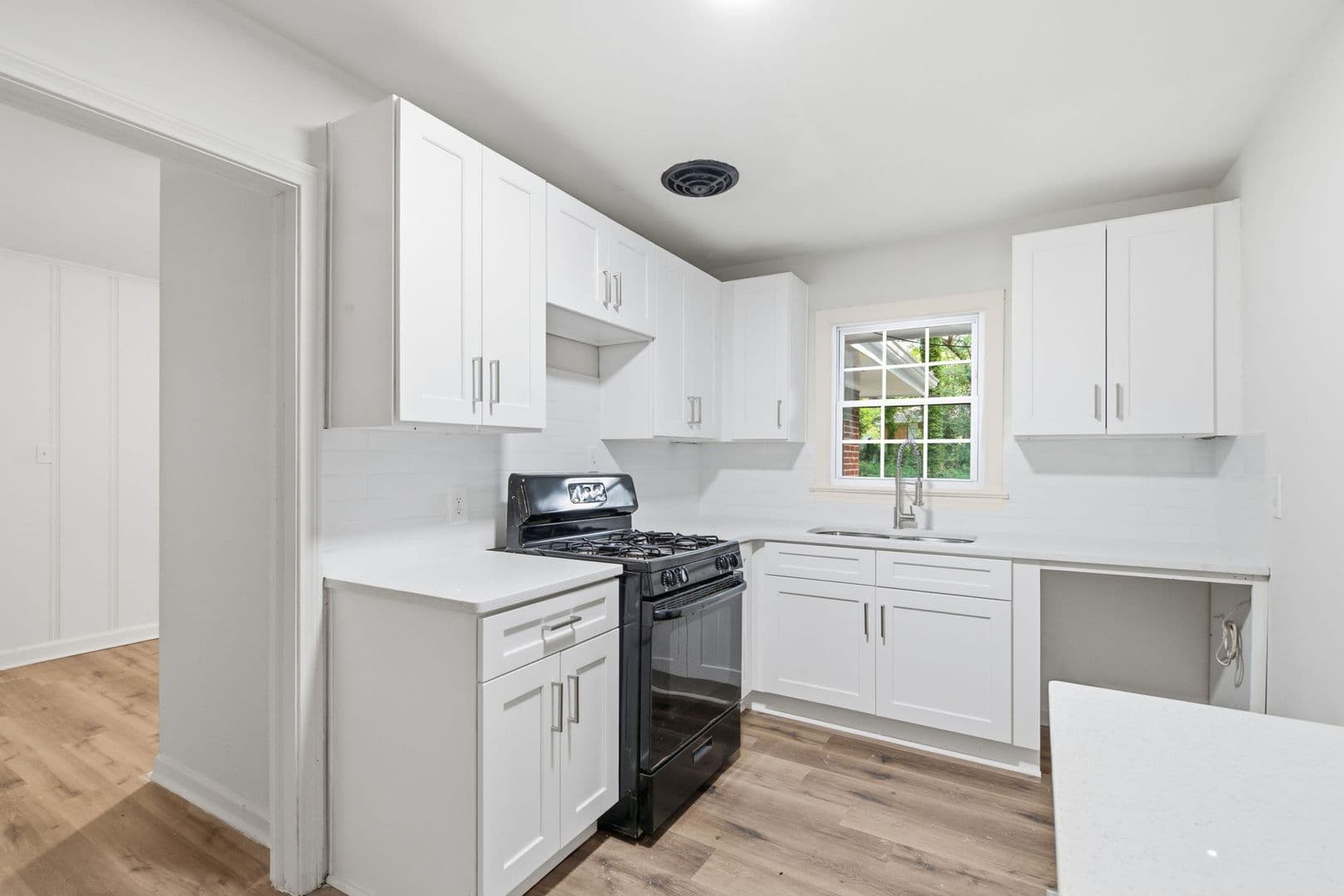 Decatur House: 2801 Mitchell Drive